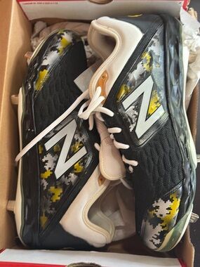 New Balance 3000 V4 Men’s cleats